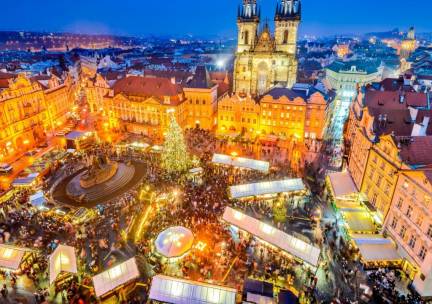Bezoek de kerstmarkten en verblijf in hartje Praag incl. vlucht en ontbijt