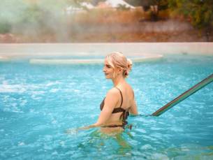 Verblijf in 4* Hotel Sanadome Nijmegen + Ontbijt + 2 dagen entree tot de ultraluxe Thermen + behandeling