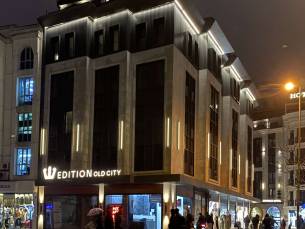 Edition Old City Boutique Hotel
