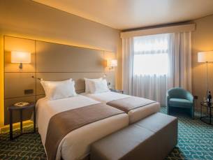 Dom Henrique Downtown