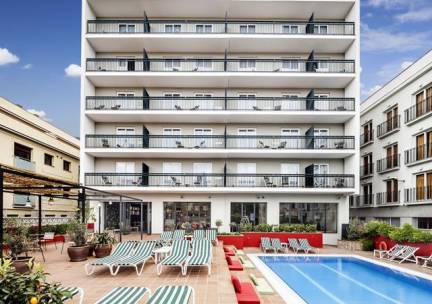 AQUA Hotel Bertran Park - logies & ontbijt