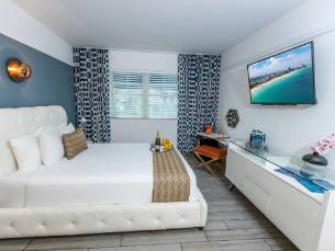 Oceanside Hotel