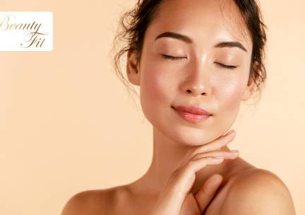 Huidverbeterende gezichtsbehandeling naar keuze