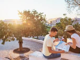 Geniet van een heerlijke zonvakantie in Puglia met priv&eacute; strand! Verblijf in een 4*-hotel incl. vlucht, huurauto en halfpension!