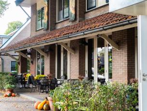 Wandelschoenen aan en gaan! Overnacht in een knus hotel op loopafstand van N.P. de Hoge Veluwe incl. ontbijt.