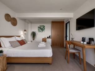 Enorme Santana Island