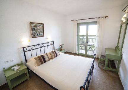 Fly & Go Elpida Village