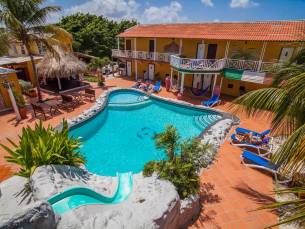 Hotel Rancho El Sobrino Resort