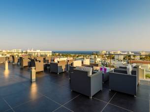 Tasia Maris Oasis Hotel