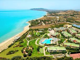 Serenusa Resort