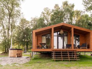 Chalet aan water met privé hottub - 5 personen (DE)