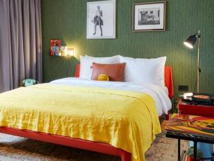 Max Brown Htl 7th District, part of Sircle Collect