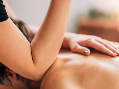 Lomi lomi-massage + intake en thee (60 min)
