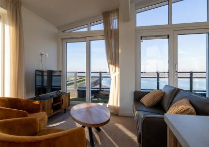 Penthouse aan het water - met dakterras en balkon | Nr. 48 - 4 Pers | Vista Maris