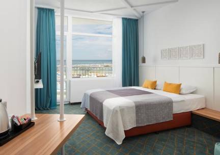 Hotel Sunrise Blue Magic Resort
