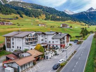 Geniet in 4*-hotel met wellness in de bergen van Tirol incl. ontbijt, 4-gangendiner en gratis Summercard met vele voordelen!