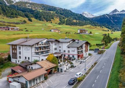 Geniet in 4*-hotel met wellness in de bergen van Tirol incl. ontbijt, 4-gangendiner en gratis Summercard met vele voordelen!