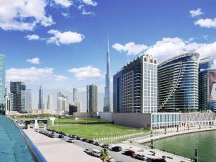 Radisson Blu Dubai Waterfront