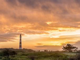 Uitwaaien op Ameland! Geniet 3 dagen in een 4*-hotel met wellness op dit prachtige Waddeneiland incl. ontbijt, hoofdgerecht + gebruik binnenzwembad + GRATIS parkeren