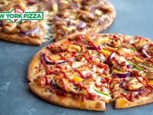 Pizza (25, 30 of 35 cm) naar keuze voor afhaal bij New York Pizza
