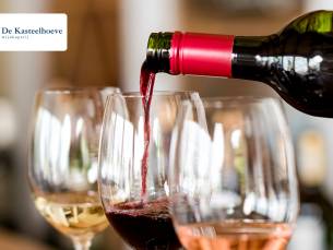 Wijnproeverij bij jou thuis + fles wijn (4, 6 of 8 pers) of bubbelproeverij (6 pers)