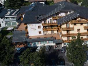 Hotel Canada Pinzolo