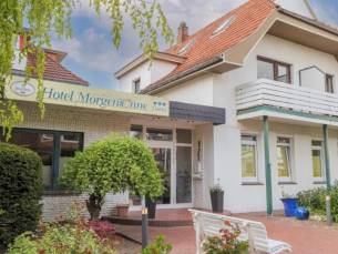 Geniet in een bosrijke omgeving nabij de Waddenzee in Noord-Duitsland incl. ontbijt, 1toegang tot de HafenSpa en meer leuke extra's!