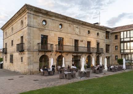 Parador de Arg&oacute;maniz