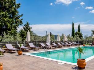 Golden Sun Villas