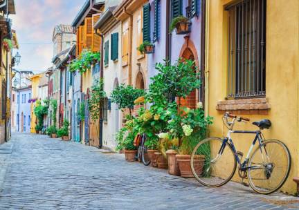 Zonvakantie Rimini aan de Adriatische kust incl. vlucht, huurauto & halfpension!