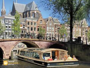 Rondvaart door het centrum van Amsterdam (75 min)