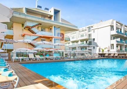 Geniet in een appartement in een 4*-hotel met zwembad in Santa Susanna aan de Costa Brava incl. ontbijt
