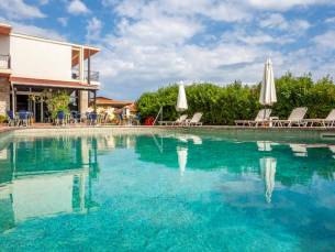 Aparthotel Skentos