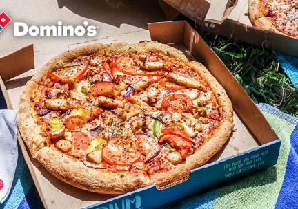 1, 3, 5 of 10 pizza('s) (25 cm) bij Domino's Pizza Horst