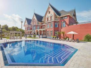 Mansion de Lucy PortAventura