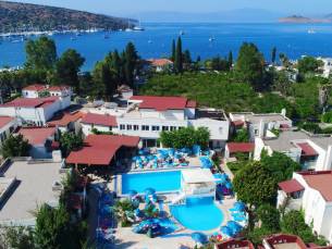 Summer Garden Suites en Beach