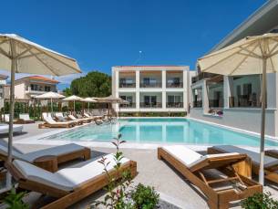 Mirablue Luxury Residences