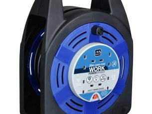 Masterplug 4 Socket Thermal Cut Out Cable Extension Reel 240v 20m