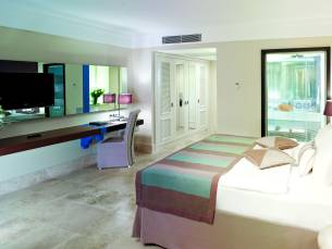 Paloma Pasha Resort
