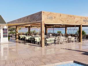 Appartementen Eanthia Beach