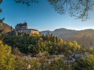 STUNT! ⚡️ Verblijf in Esch-sur-S&ucirc;re Luxemburg incl. 4*- hotel + LUXE ontbijt + ONBEPERKT toegang tot Rock Wellness!