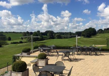 Luxe golfhotel in de natuurrijke omgeving van Genappe nabij Brussel incl. ontbijt