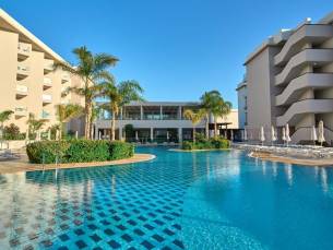 Vangelis Hotel & Suites