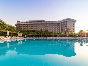 Sunmelia Beach Resort