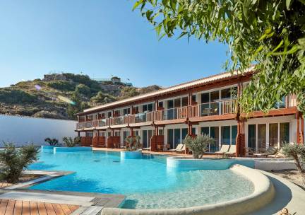 Esperos Blue Village & Spa