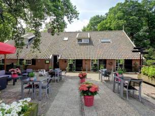 MEGA DEAL! ⚡ Meest Pittoresk Boutique Hotel van Nederland bij Overijssels Vechtdal nabij Ommen incl. ontbijt