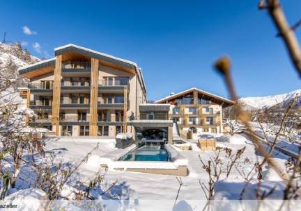 Maraias Luxury Suites & Apartments
