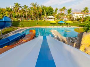 Queens Park Le Jardin