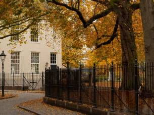 STUNT!⚡ Sfeervol hotel in het centrum van Oosterhout nabij Breda & Nationaal Park De Biesbosch incl. ontbijt