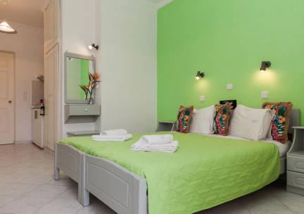 Dionysos Studios ments